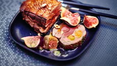 Rôti de magret de canard figues-abricots