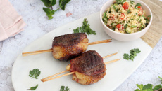 Brochettes de tournedos de Magret de canard au sumac et taboulé