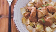 Sauté de porc et Endives à la bière ambrée