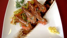 Gambas piquées à l'ananas et à la vanille