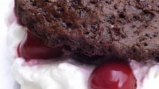 Minis shortcakes façon fôret noire au cottage cheese