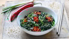 Sigeumchi namul (épinards aux graines de sésame à la coréenne)