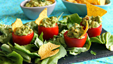 Tomates farcies au guacamole