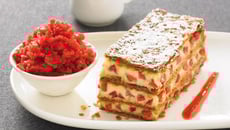 Millefeuille vanille bourbon, granité à la fraise