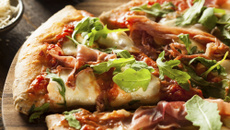 Pizza au Prosciutto et roquette