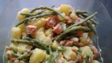 Salalde de pomme de terre, haricots verts, cacahuètes