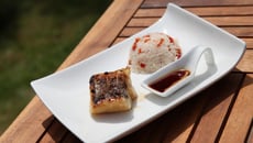 Pavé de lieu jaune demi-sel, laquage soja-mirin