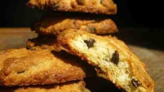 Cookies au pralin et pépites de chocolat noir