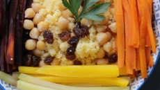 Couscous vegan aux légumes anciens
