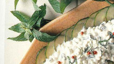 Cottage au concombre et à la menthe