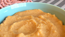 Purée de pommes de terre et de carottes avec une touche de cannelle