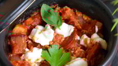 Petites cocottes de ratatouille au chèvre et chorizo
