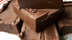 Fudge aux deux chocolats et à la liqueur