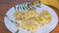 Omelette aux bananes