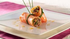 Tartare de haricots en pannequet de saumon saveur miel-chicorée