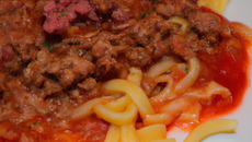 Bolognaise, bœuf, veau, porc