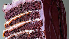 Layer cake au chocolat et caramel