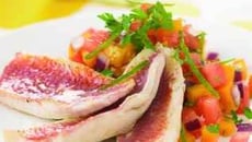 Filets de rougets à la salsa de mangue