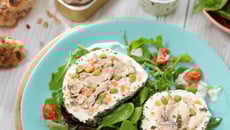 La terrine de maquereau, petits légumes et fromage frais