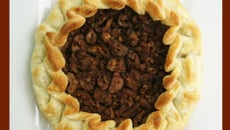 Tarte rustique aux châtaignes, amandes et à la cannelle