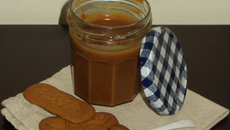 Pâte à tartiner au miel et Spéculoos