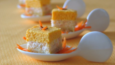 Mousse de crevettes et carottes sur biscuits au cumin