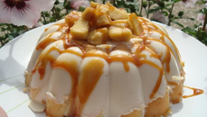 Charlotte aux pommes, cidre et salidoux