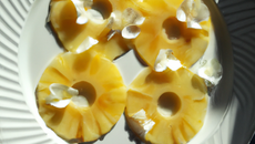 Carpaccio d'ananas à la vanille