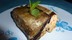 Terrine d'aubergines au poulet grillé parfumée à la Menthe