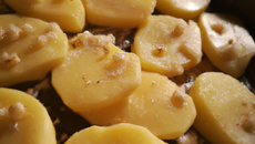 Pommes de terre à la thoïonade