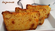 Cake sucré-salé aux pommes, carottes et amandes