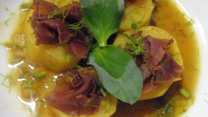 Pomme de terre et bœuf séché au bouillon Ariake