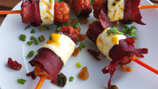 Brochette de grenailles au fromage de chèvre, chorizo et carvi