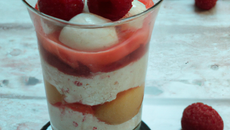 Verrine rose, litchi et framboise