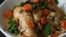 Mijoté de poulet à la bière et à la moutarde