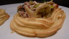 Nids de puree poireaux / lardons