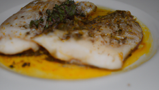 Filet de merlan épicé aux herbes