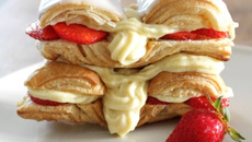 Mille-feuilles fraise / rhubarbe