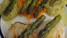 Poisson aux asperges vertes curry et carotte