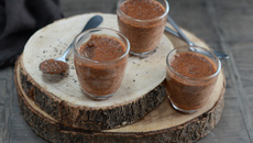 Petit pot de crème végétale à la banane