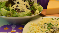 Kase-spatzles accompagnés du salade verte