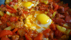 Chakchouka aux poivrons et merguez