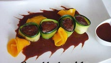 Noisettes de kangourou et sa sauce vin rouge et chocolat