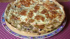 Tarte aux oignons, reblochon et graines de cumin