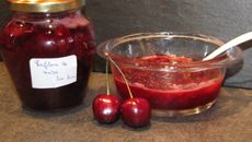 Confiture de cerises classique