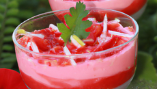 Mousses de fraises en verrine au Companion