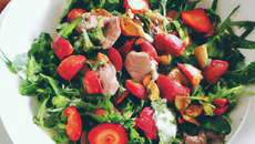 Salade roquette veau fraise