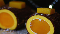 Bûche de Noël allégée à la mangue