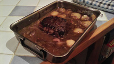 Rôti bœuf aux oignons