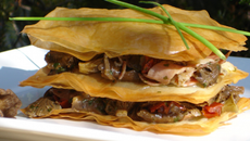 Feuilleté croustillant de chanterelles aux tomates séchées
